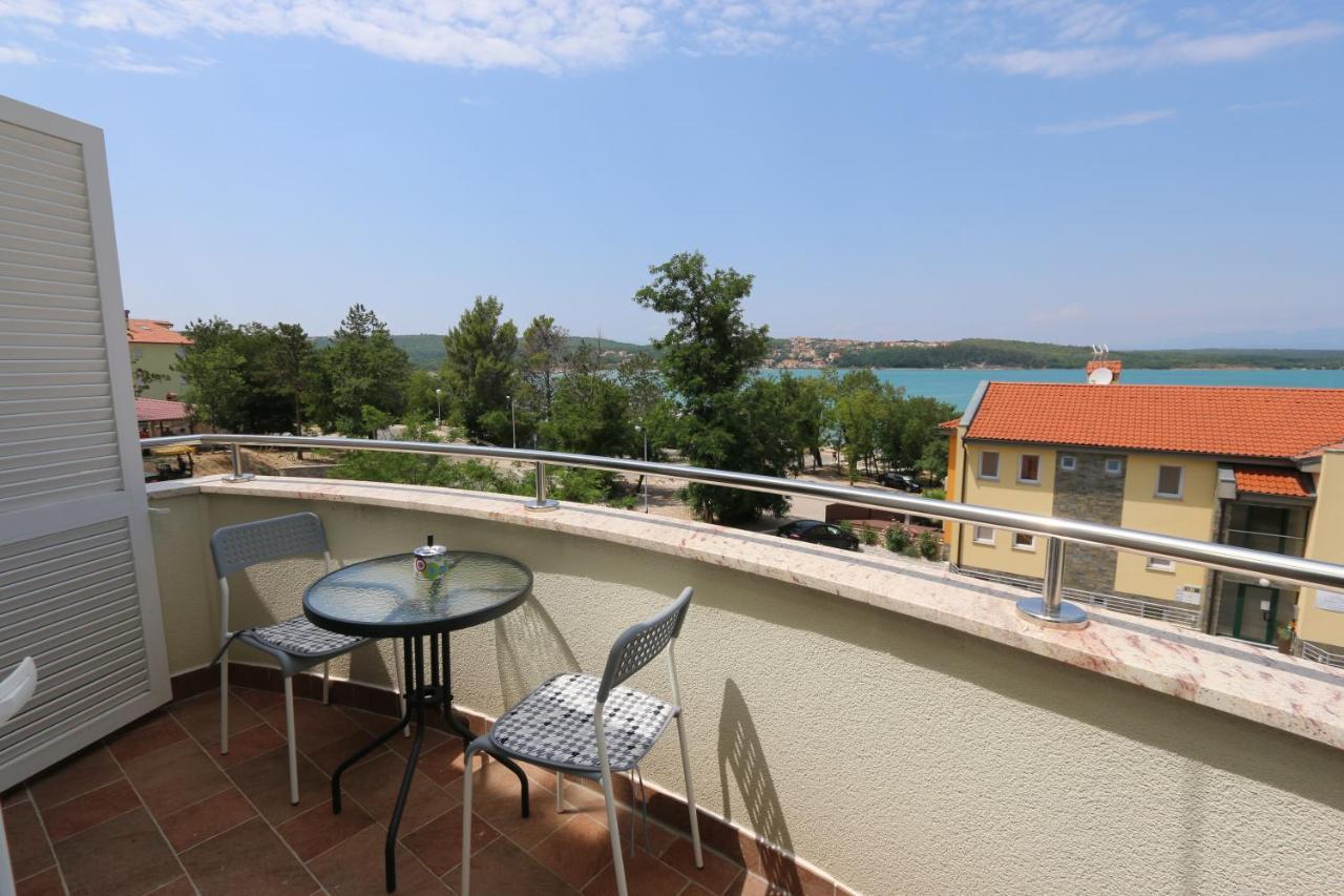 סולינה Apartments Sucic Iva I Tea מראה חיצוני תמונה