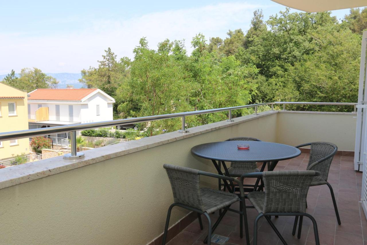 סולינה Apartments Sucic Iva I Tea מראה חיצוני תמונה