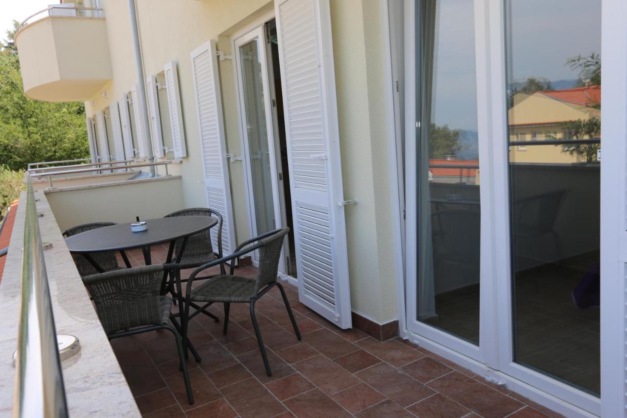 סולינה Apartments Sucic Iva I Tea מראה חיצוני תמונה