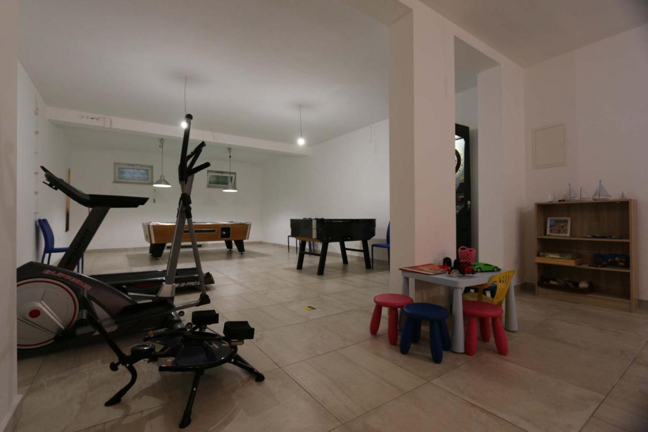 סולינה Apartments Sucic Iva I Tea מראה חיצוני תמונה